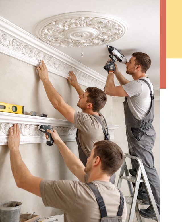 Монтаж лепнины на потолок в Барабинске от 3250 руб. быстро и недорого | ОТДЕЛОЧНИК-Ббн